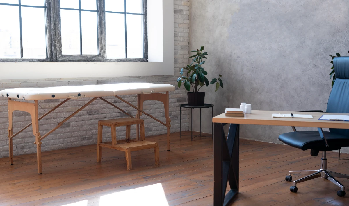 Neutral flooring choice for low-budget small office interior design