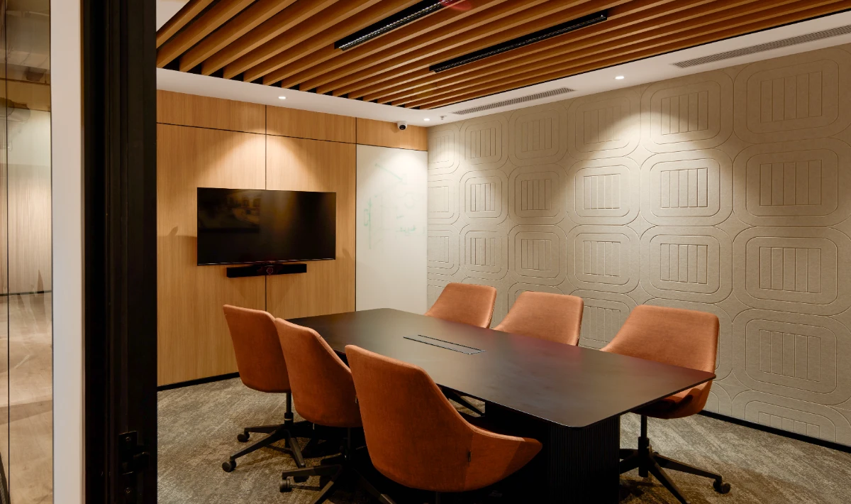 Horizontal wooden panel wall design making office spaces look wider