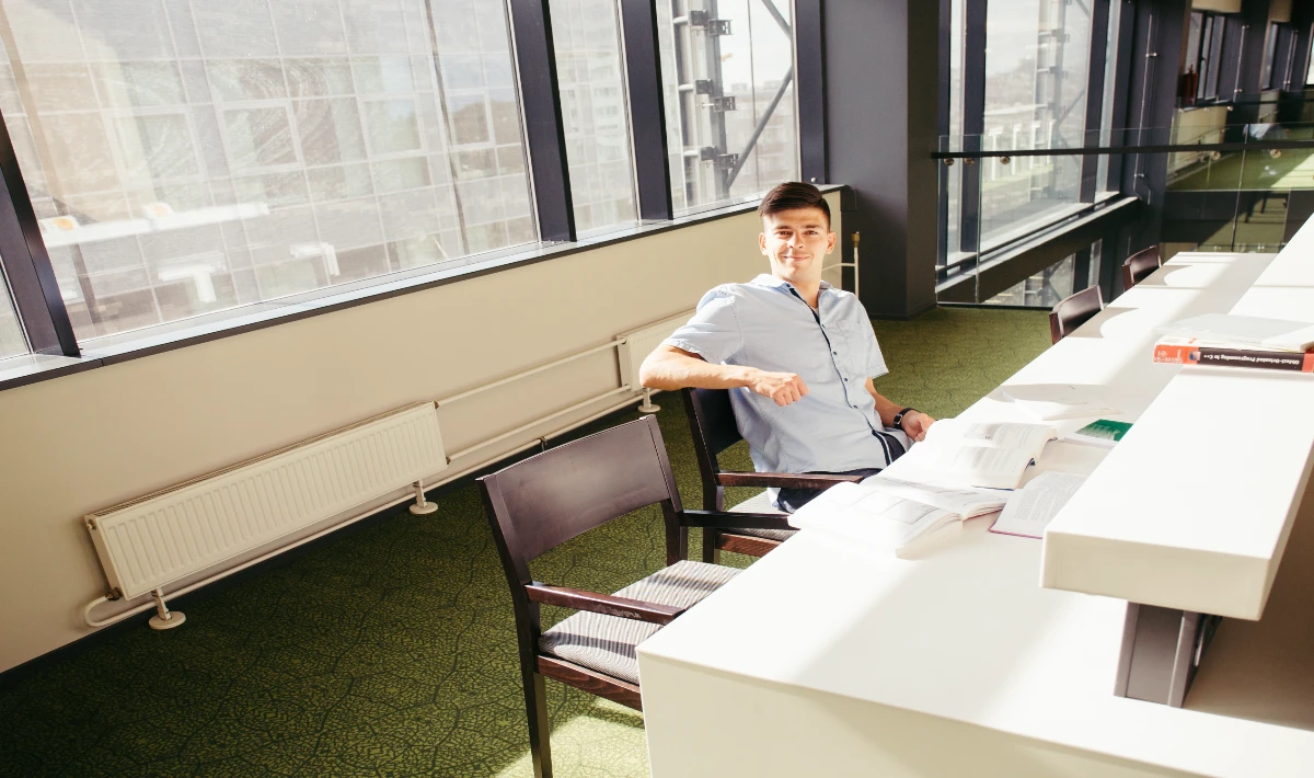 Office layout design maximising natural light near workstations