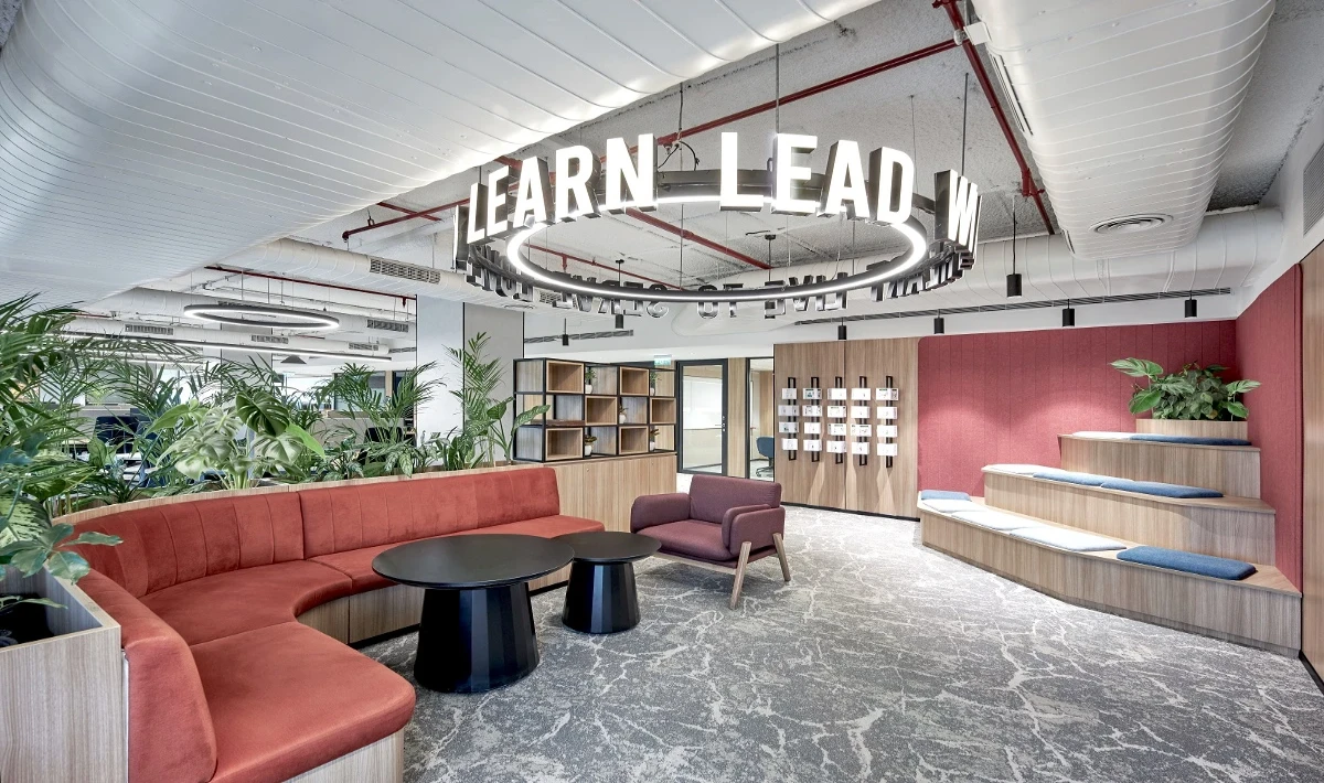 Open Office Vs Cubicle: Which Office Design Should One Choose in 2026?