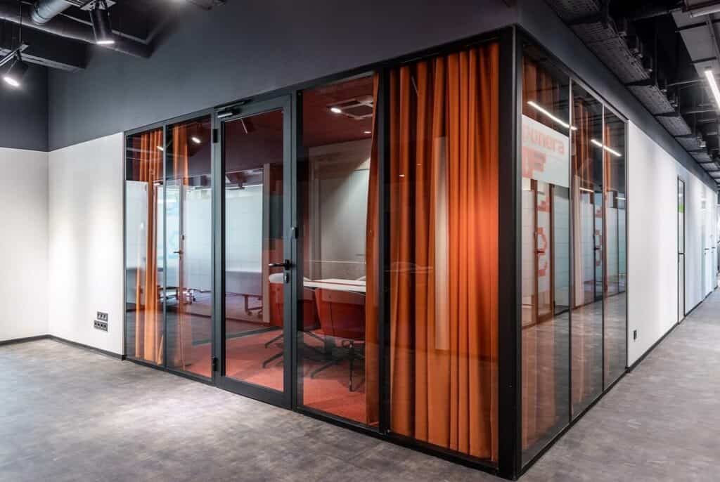 modern_office _cabin_123686