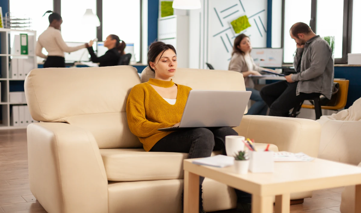 Wellness-focused workplace design improving comfort and daily work