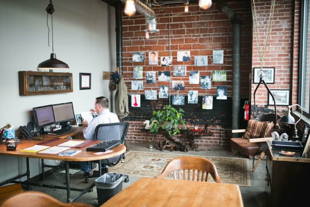Rustic Office Room Design