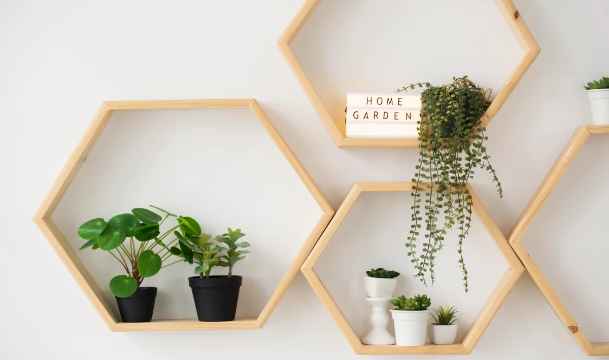 Wooden wall hanging designs adding subtle character to offices