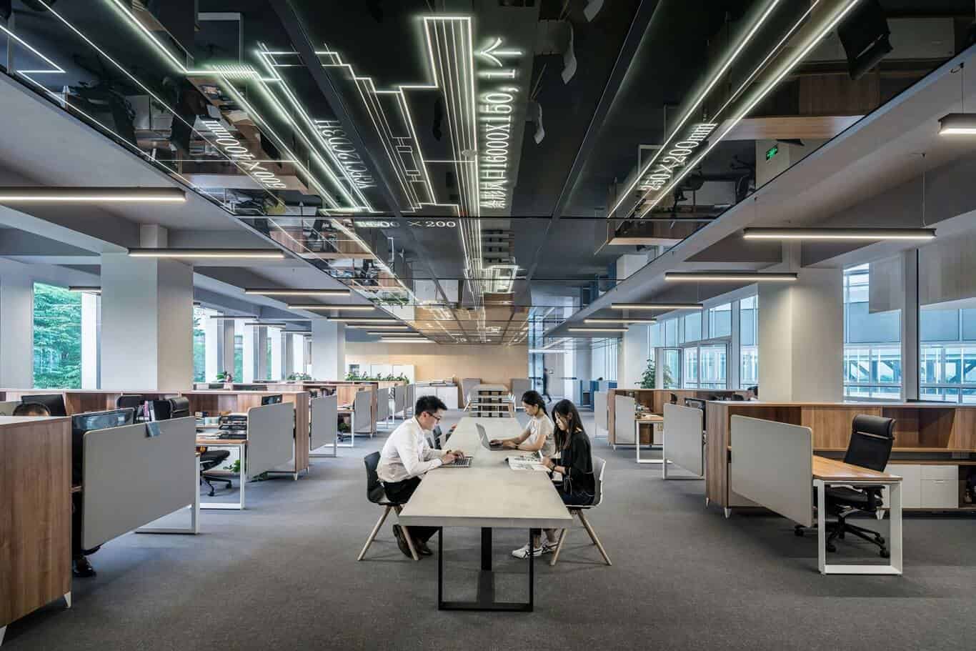5 Luxurious Office Interior Design Trends to Elevate Your Workspace